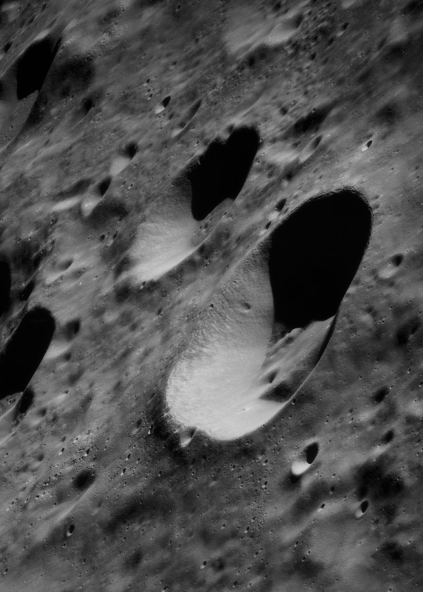 Kratery na Księżycu